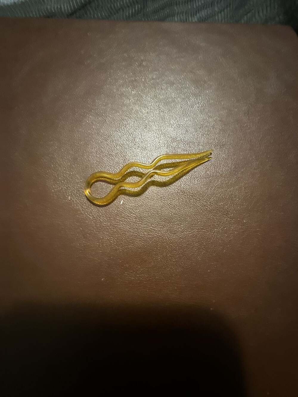 Vintage U-Shaped Wavy Hair Bun Pin in Amber Colored Plastic